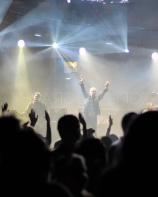 Vinyl Radios - 70s Tribute