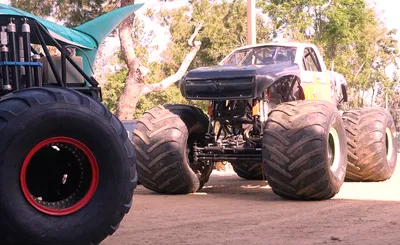 Monster Truck Wars